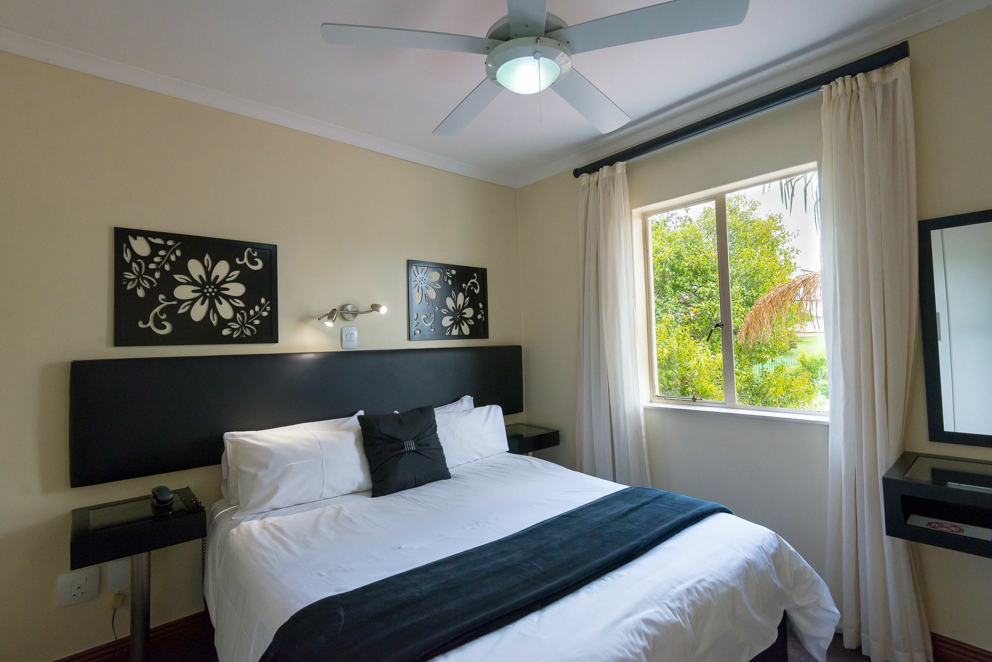 Premiere Classe Apartment Hotel Johannesburg Buitenkant foto